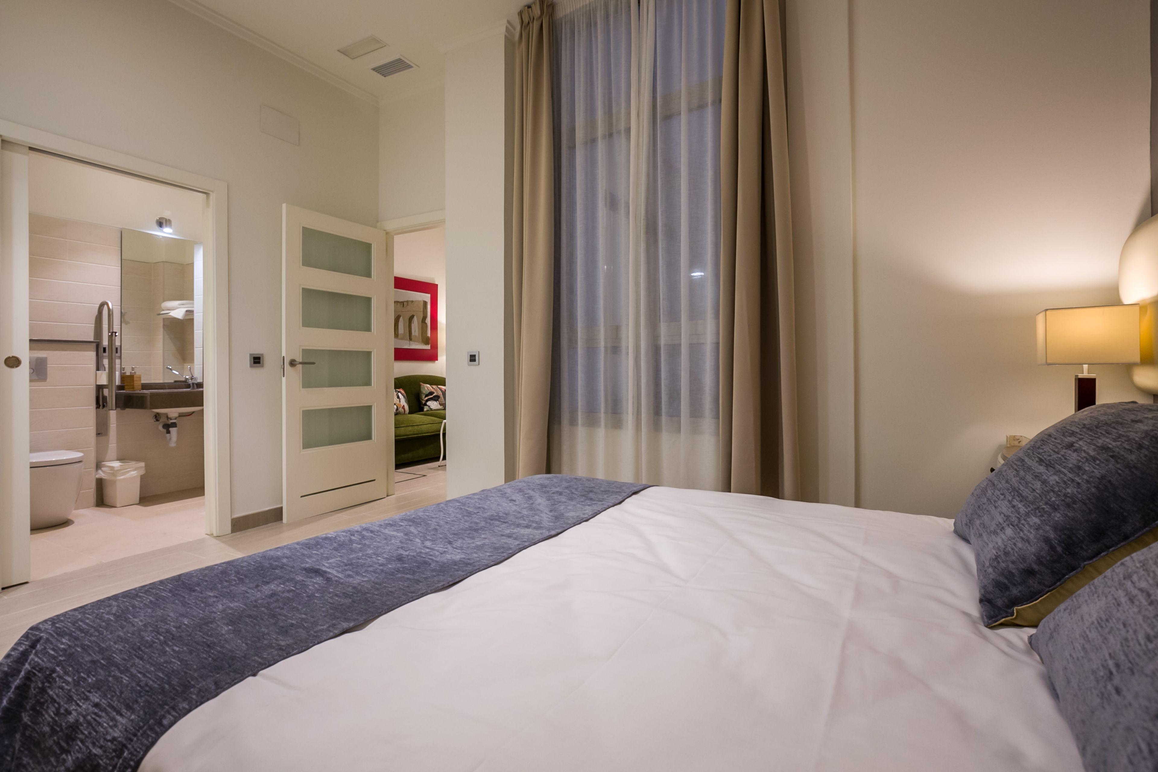 Welldone Cathedral Suites — Photos 2