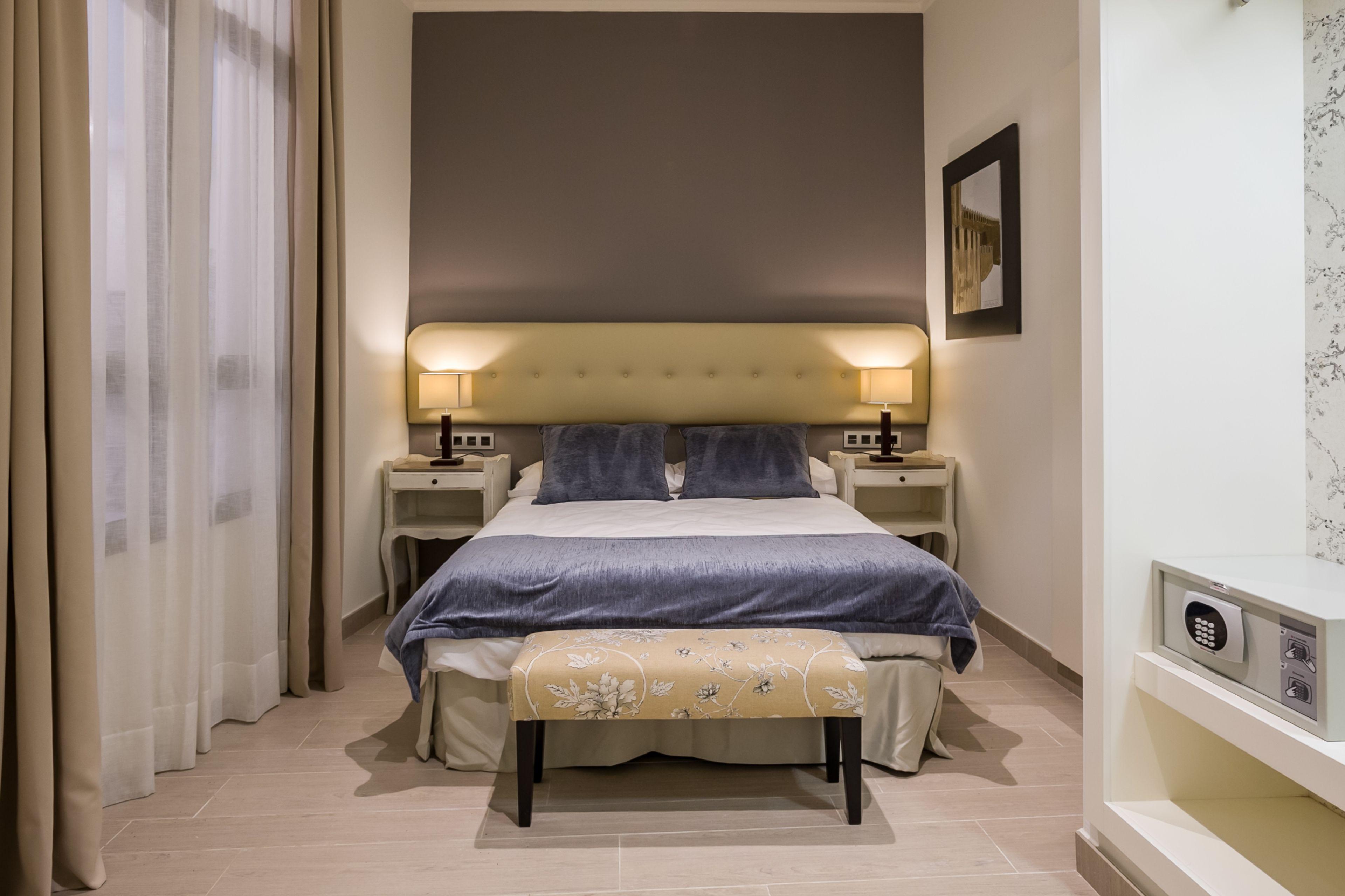 Welldone Cathedral Suites — Photos 1